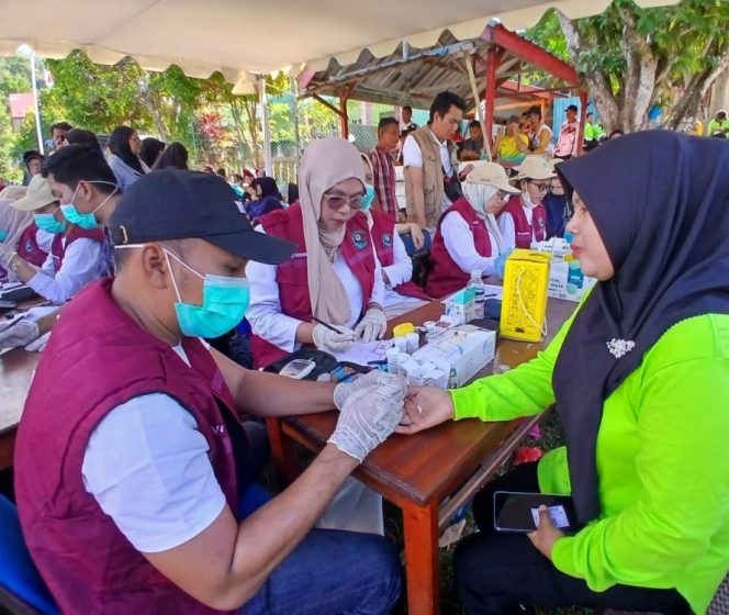 
					Kolaborasi Pers dan Puskesmas Letung, 80 Warga Anambas Ikuti Pemeriksaan Kesehatan Gratis