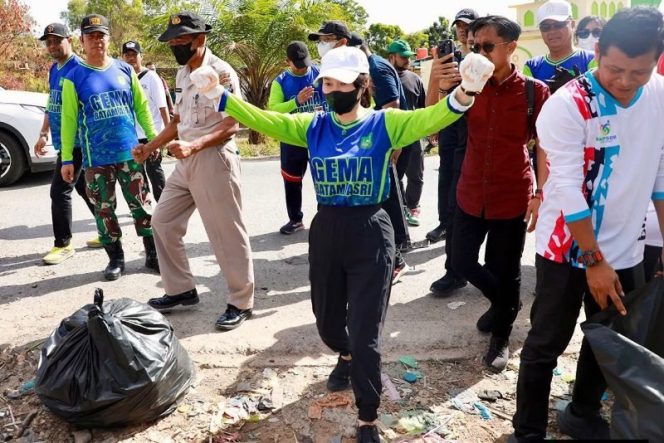 
					Amsakar-Li Claudia Pimpin Aksi Goro Massal Gema Batam ASRI 2026, Ingatkan Jangan Sekadar Seremoni