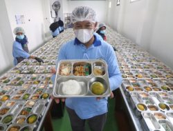 Dana Pendidikan untuk Makan Bergizi Gratis Dipersoalkan, Guru Ajukan Uji Materi ke MK