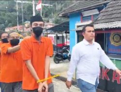 Polres Kepulauan Anambas Serahkan Tiga Tersangka Korupsi Proyek Drainase ke Kejari