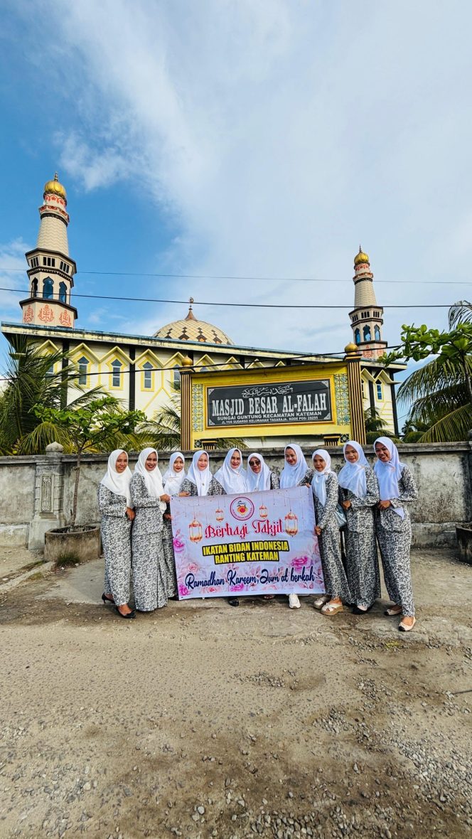 
					IBI Ranting Kateman Berbagi Berkah Ramadan, Ratusan Takjil Dibagikan di Kawasan DAM Sungai Guntung
