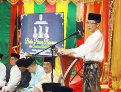 Wali Kota Batam Amsakar Achmad Ajak Warga Perbanyak Sedekah