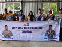 Bentuk Kepedulian di Bulan Suci, Polsek Belakang Padang Salurkan Bantuan Beras Kapolresta Barelang untuk Petugas Kebersihan