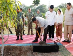 Menhan Sjafrie Resmikan Masjid Bintang Amin Angkasa di Batam, Amsakar: Ikon Wisata Religi Baru