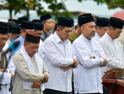 Pemprov Kepri Gelar Shalat Istisqa di Halaman Balai Adat Pulau Penyengat