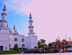 Langsung Ramai! Masjid Bintang Amin Angkasa Dipadati Jamaah Usai Diresmikan Menhan