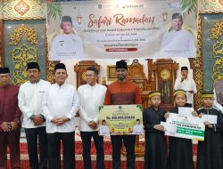 Gubernur dan Wakil Gubernur Kepri Safari Ramadhan di Karimun, Salurkan Bantuan untuk Masyarakat