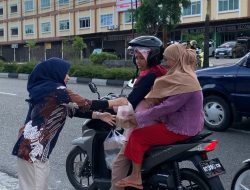 Bona Ventura Hotel Tanjungpinang Berbagi Takjil Ramadhan, Warga Sambut Antusias