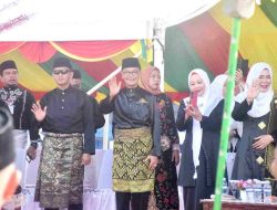 Pawai Ta’aruf Buka MTQH Tingkat Kota, Wawako Raja Ariza Harapkan Lahir Peserta Berprestasi