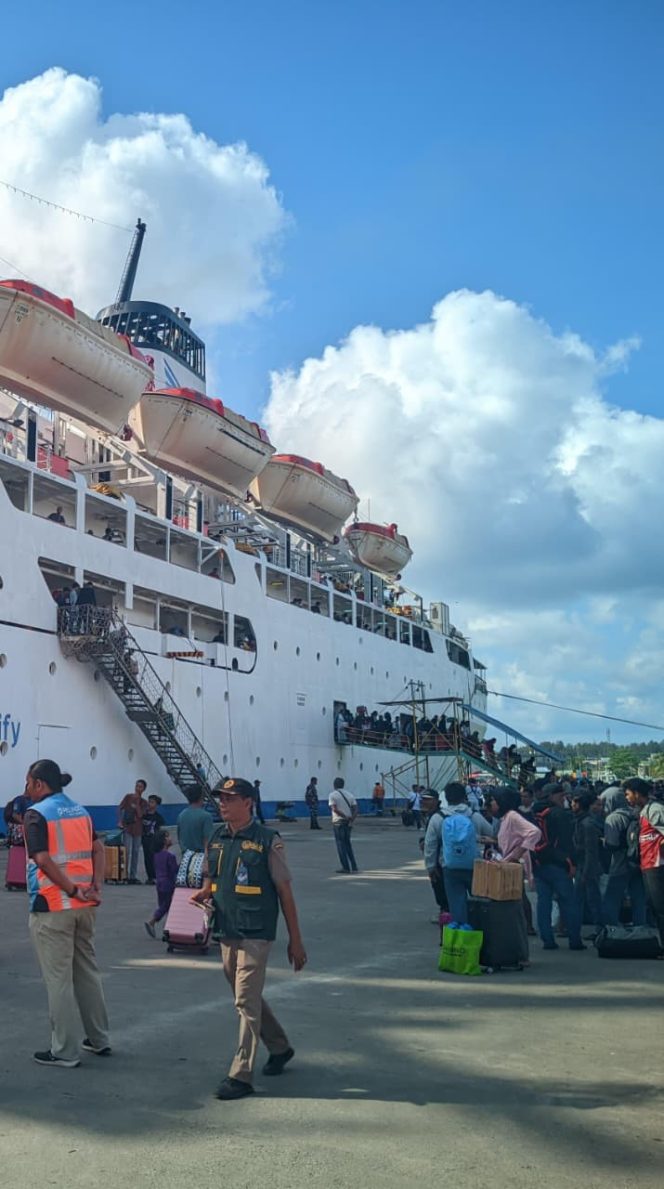 
					Arus Mudik & Balik Lebaran 1447 H/2026 M di Pelabuhan Sei Kolak Kijang,Lancar dan Kondusif