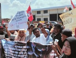 Ratusan Warga Demo PT Yin Baa Steel, Tuntut Kejelasan Hak Pekerja yang Meninggal