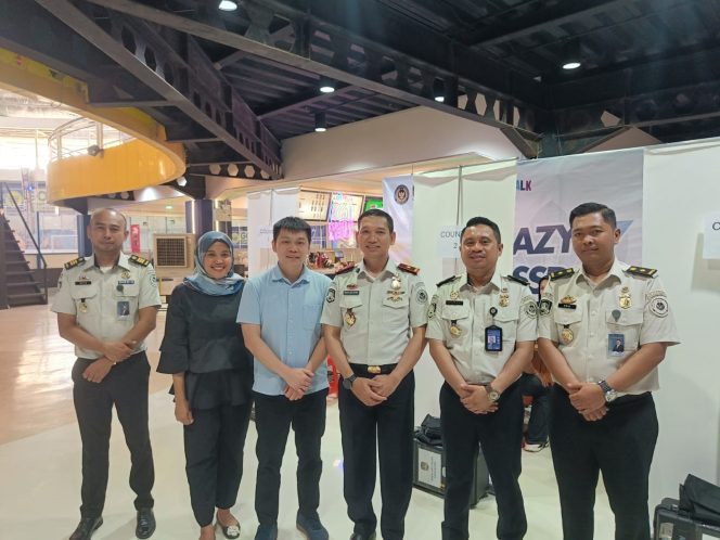 
					Imigrasi Gelar Eazy Passport di Nagoya City Walk, Permudah Layanan di Hari Kartini 2026