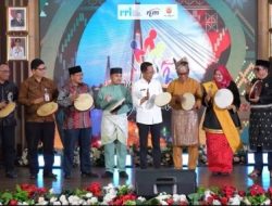Batam Tuan Rumah Pantun Tiga Serumpun, Amsakar: Perkuat Identitas Budaya Melayu