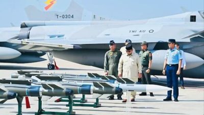 Prabowo Serah-Terimakan Alutsista Baru ke TNI, Ada Pesawat Jet Tempur Rafale hingga Senjata Pintar