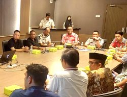 Ardi bawa Ketua Asosiasi Pariwisata Audiansi lansung ke Imigrasi Batam.