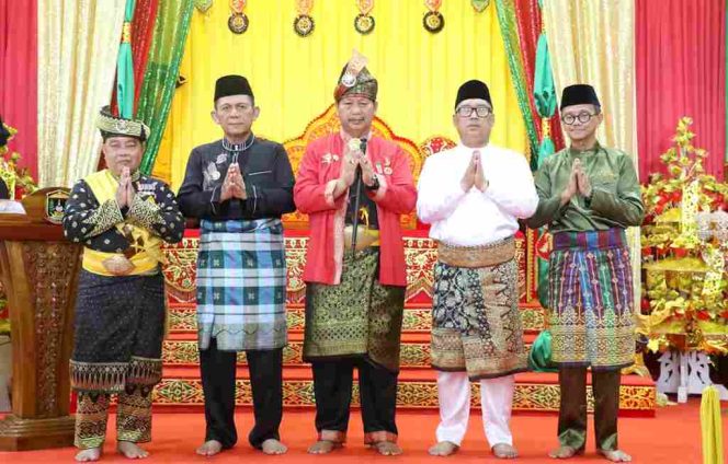 
					Gubernur Ansar Titip Misi ke Hulubalang: Jaga Jati Diri Melayu di Tengah Arus Globalisasi