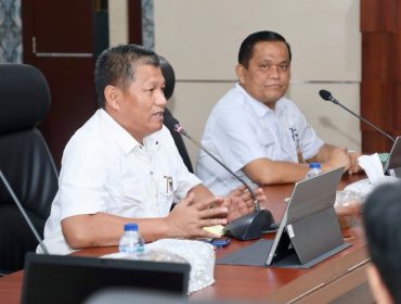 Sekda Batam, Firmansyah, memimpin Forum Perangkat Daerah Penyusunan RPB di Kantor Wali Kota Batam, Rabu (10/6/2026). 