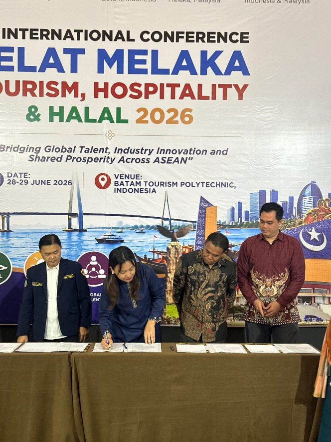 
					Karang Taruna Kota Batam dan Politeknik Pariwisata Batam Teken MoU untuk Perkuat Kolaborasi Pendidikan, Penelitian, dan Pengembangan SDM