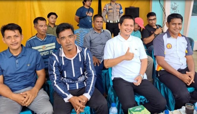 
					WABUP ANAMBAS HADIRI PENUTUPAN TURNAMEN MINI SOCCER U 12, HUT ORGANISASI PEMUDA LIUK KE-14