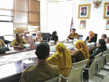 Pembukaan Program Magang DIGI-GO Internship di ruang Collaboration Dinas Komunikasi dan Informatika Provinsi Kepri, Dompak, Selasa (8/6/2026). 