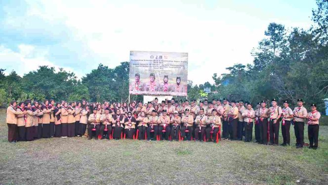 
					Diskusi dari Hati ke Hati, Ketua Kwarcab Weni Sampaikan Materi Dihadapan Kepala Sekolah