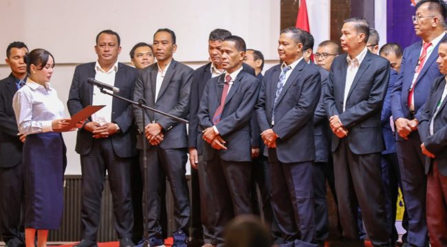 Wakil Wali Kota Batam, Li Claudia Chandra, melantik Badan Pengurus IPMB periode 2026-2030 di Golden Prawn, Bengkong, Selasa (4/8/2026). 