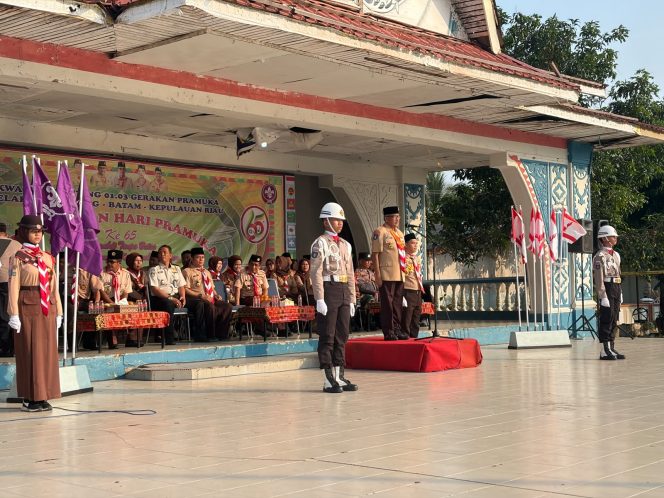 
					UPACARA HARI PRAMUKA KE-65 DI BELAKANG PADANG BERLANGSUNG KHIDMAT