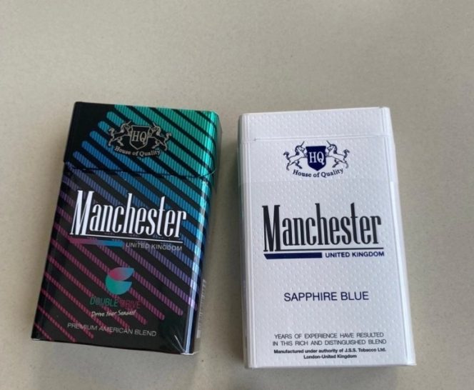 
					Rokok Manchester tanpa pita cukai yang diduga masuk dari Malaysia dan beredar di Batam