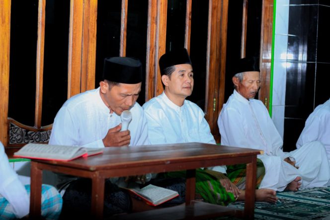 
					Peringatan Maulid Nabi Muhammad SAW dan Dua Perempuan Solihah