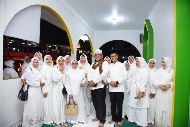 
					Peringatan Maulid Nabi Muhammad SAW Wako Lis : Tingkatkan Akhlak dan Semangat Kebersamaan.