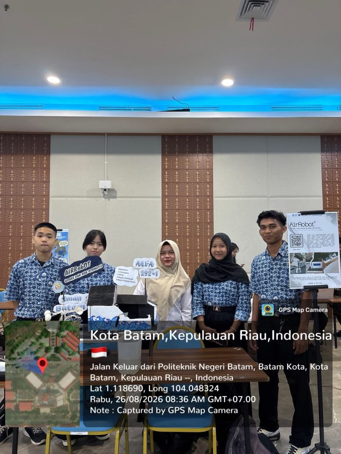 
					Berbasis Literasi Iklim, SMAN 2 Batam Unjuk Gigi Lewat Prototipe “Airobot” di Ajang TTG Polibatam
