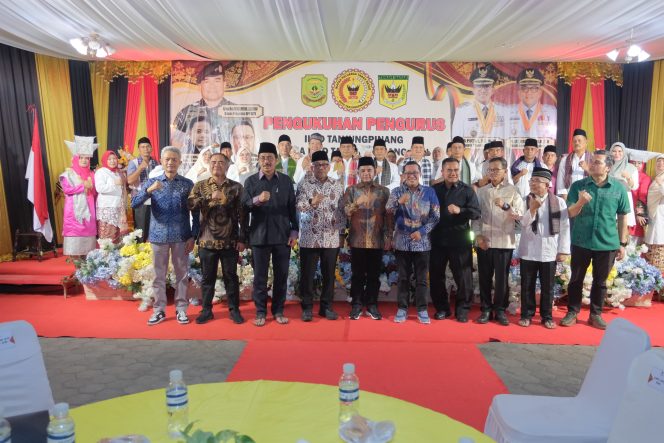 
					Hadiri Pengukuhan Pengurus DPD IKTD, Wako Lis sampaikan harapan agar jaga kekompakan