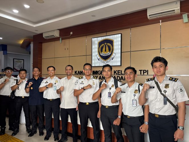 
					Pererat Silaturahmi Dan Sinergi, Kepala Kantor Imigrasi Kerinci Kunjungi Kantor Imigrasi Belakang Padang