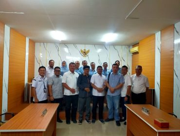 Anggota DPRD Kepri Komisi II dan Anggota BPSK Kota Batam