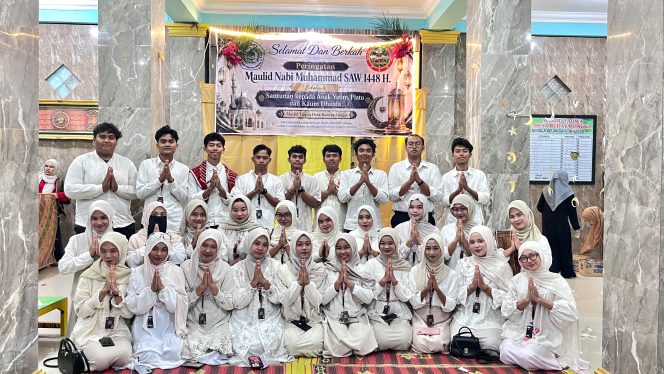 
					Gelorakan Semangat Keteladanan Rasulullah, KKN Kelompok II UINSU 2026 Semarakkan Maulid Nabi di Desa Budaya Lingga, Tebarkan Dakwah dan Kepedulian bagi Yatim, Piatu, serta Kaum Dhuafa.