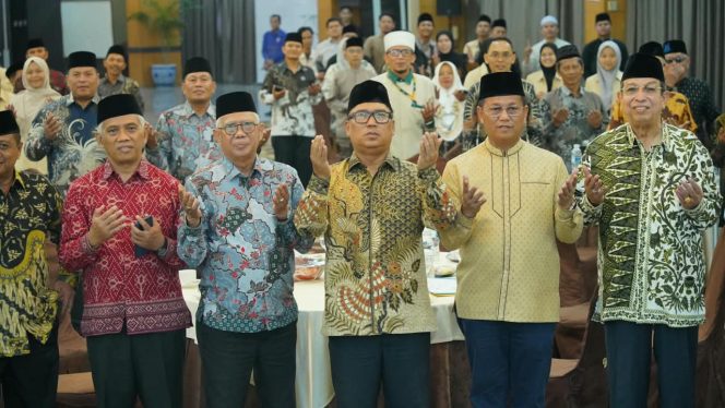 
					Wakil Gubernur Kepri, Nyanyang Haris Pratamura hadir membuka Training Center (TC) MTQ ke-31 Tingkat Nasional Provinsi Kepri digelar di Ballroom Hotel Golden View, Bengkong, Batam, Kamis (3/9/2026). 