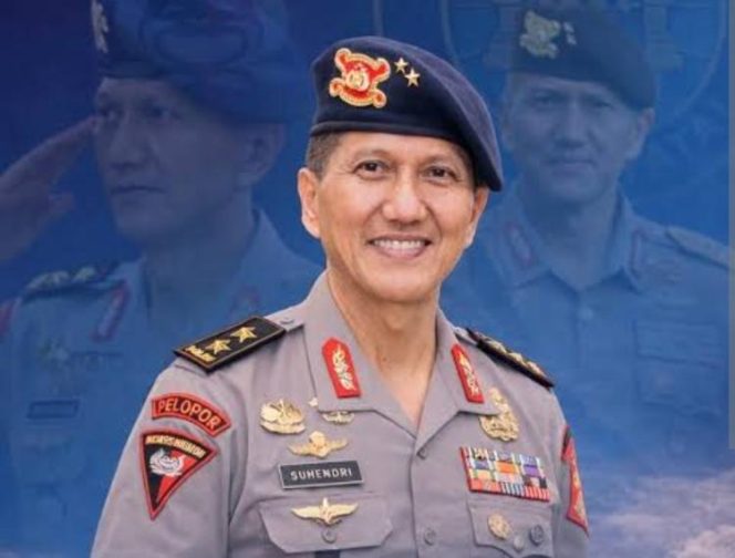 
					Mutasi Polri, Irjen Pol Suhendri Dipercaya Jadi Kapolda Kepri