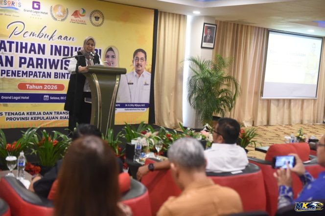 
					Dewi Ansar Dorong Pemanfaatan Jemari Kerja untuk Perkuat Kompetensi Pencari Kerja