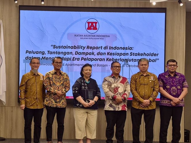 
					Wagub Nyanyang Ajak Akuntan Perkuat Kesiapan Hadapi Era Pelaporan Keberlanjutan Global
