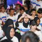 Peserta BTN KEPRI MoonRun 2025 bersiap di garis start. Di tahun 2026 ini, event serupa kembali digelar 13-14 November mendatang. Sebanyak 3.100 pelari telah terdaftar dan siap berlari sembari menelusuri tempat-tempat bersejarah di Kota Tanjungpinang pada malam hari. 
